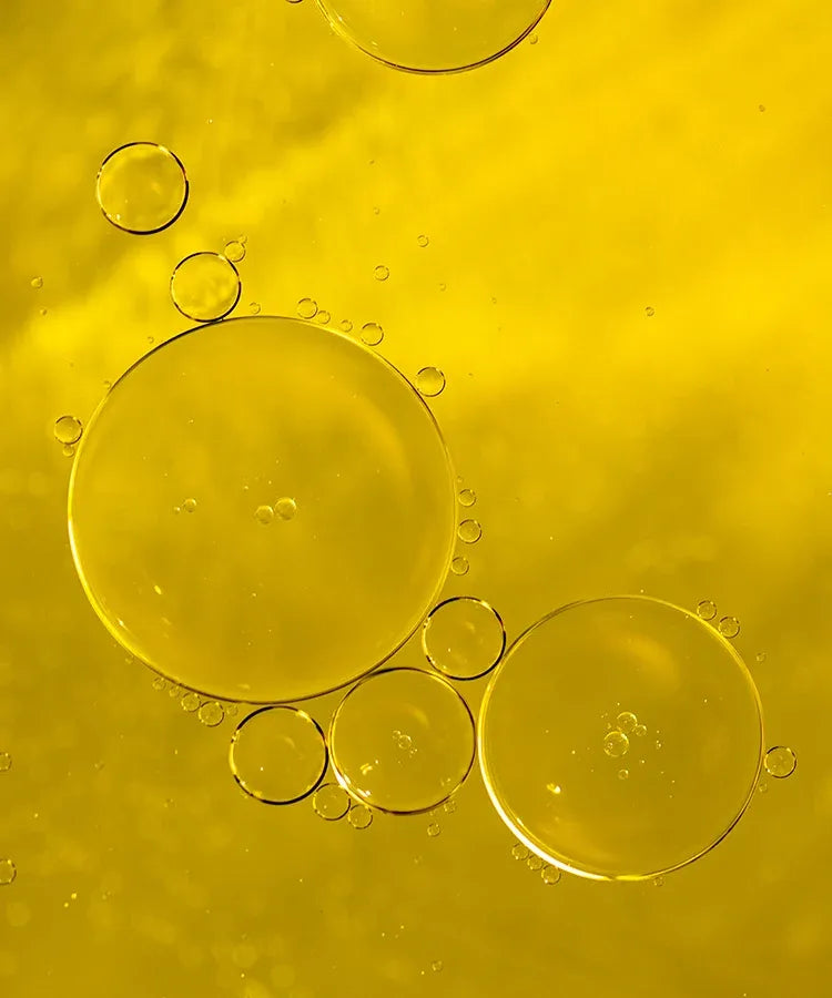 Macro shot of Active Drip ingredients and dripping formula
